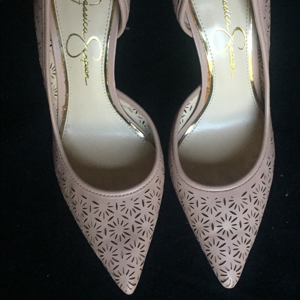 Jessica Simpson - Picture 2 of 6